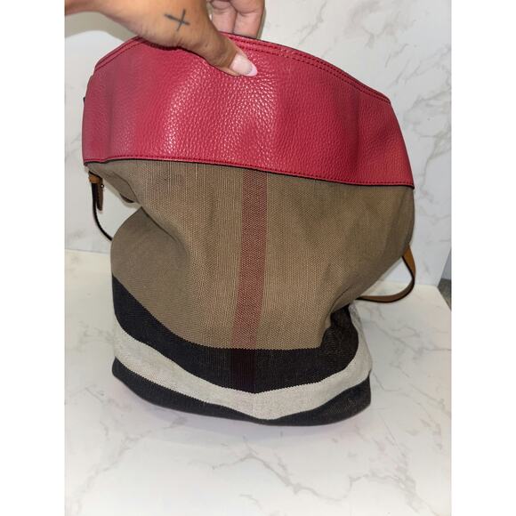 Burberry Bucket Bag in Canvas and Leather - Good Condition - Picture 1 of 5